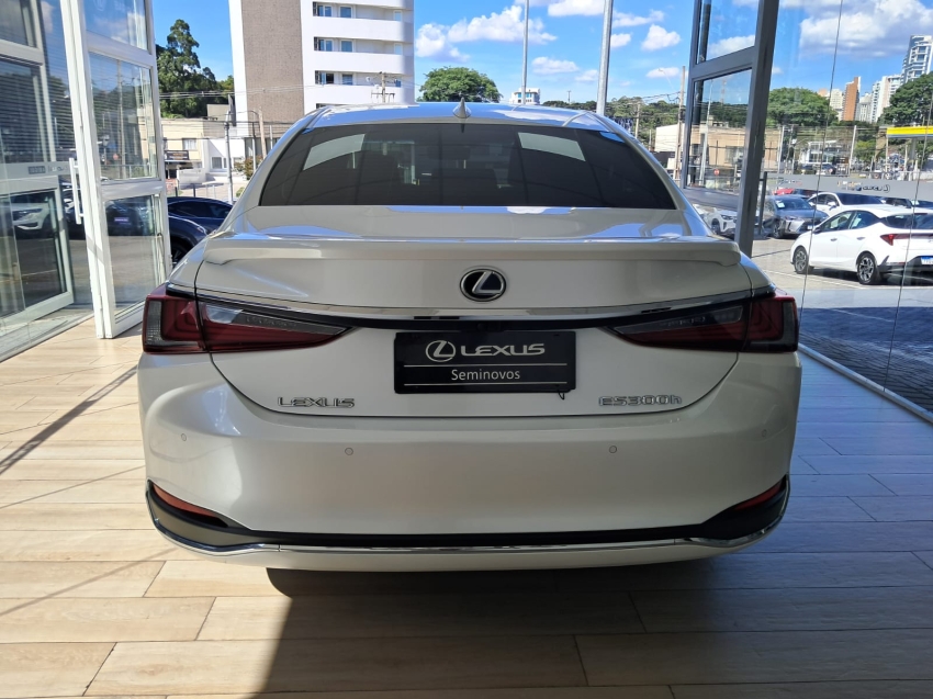 lexus es 300h 2.5 16v hibrido luxury cvt 4p automatico 20234