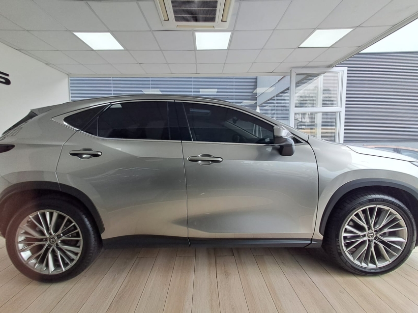 lexus nx 350h 2.5 16v vvt-i hybrid luxury cvt awd hibrido 4p automatico 20237