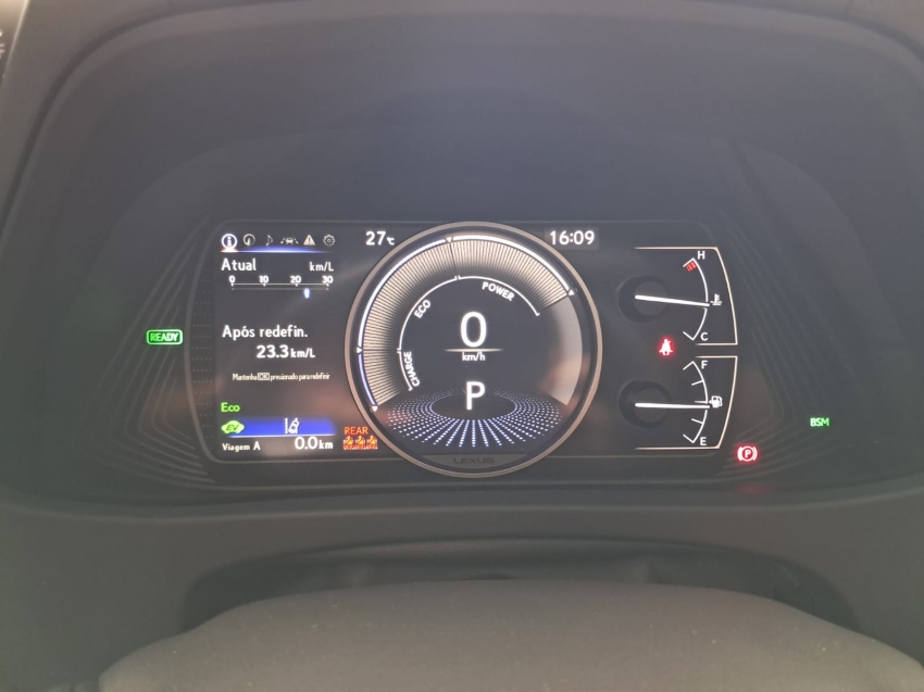 LEXUS UX 250H13