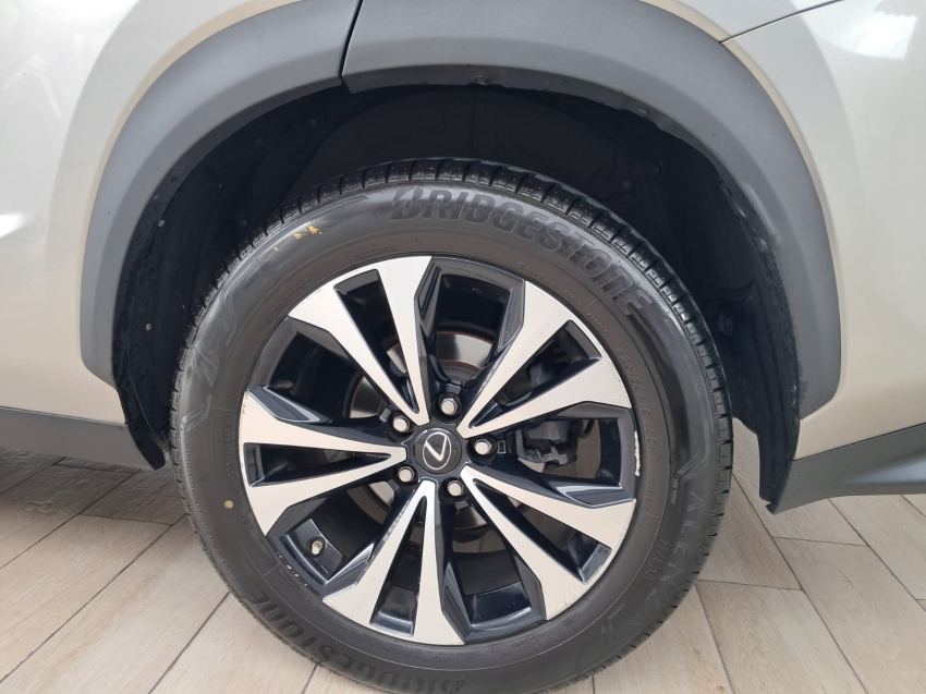 lexus nx 300 2.0 16v vvt-i turbo gasolina f-sport 6a/t awd 4p automatico 201820