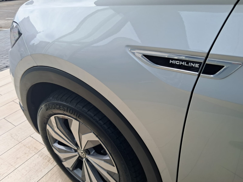 volkswagen t-cross 1.4 250 tsi total flex highline automatico 1.0 4p 202021