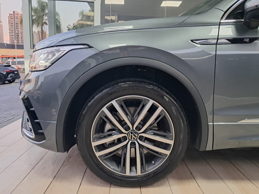 volkswagen tiguan 2.0 300 tsi gasolina allspace r-line automatico 4p 202525