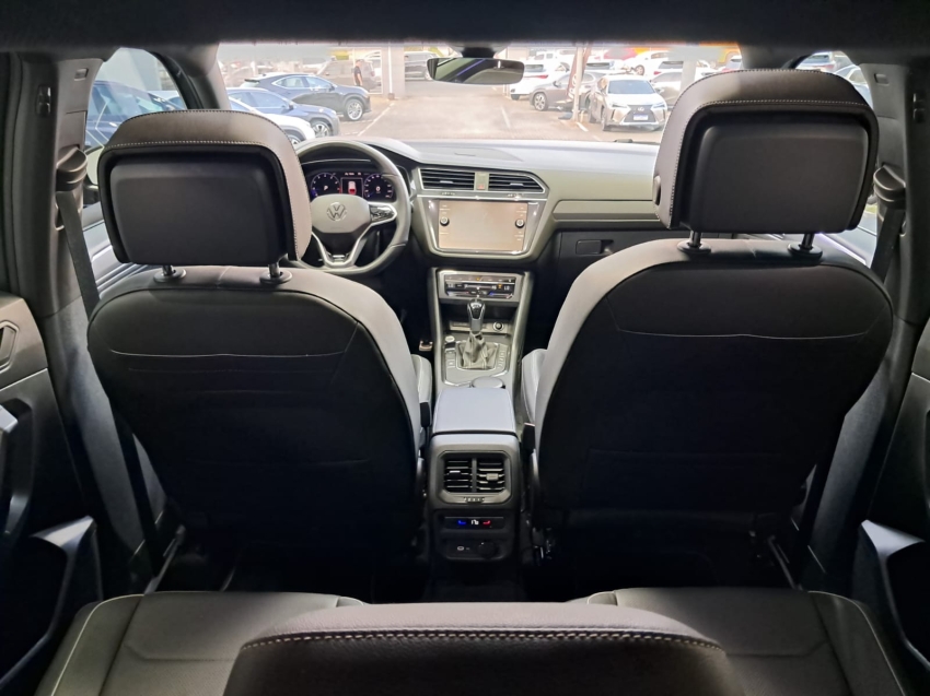 volkswagen tiguan 2.0 300 tsi gasolina allspace r-line automatico 4p 202518
