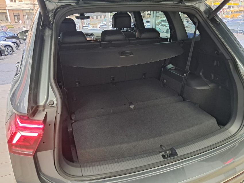 volkswagen tiguan 2.0 300 tsi gasolina allspace r-line automatico 4p 202521