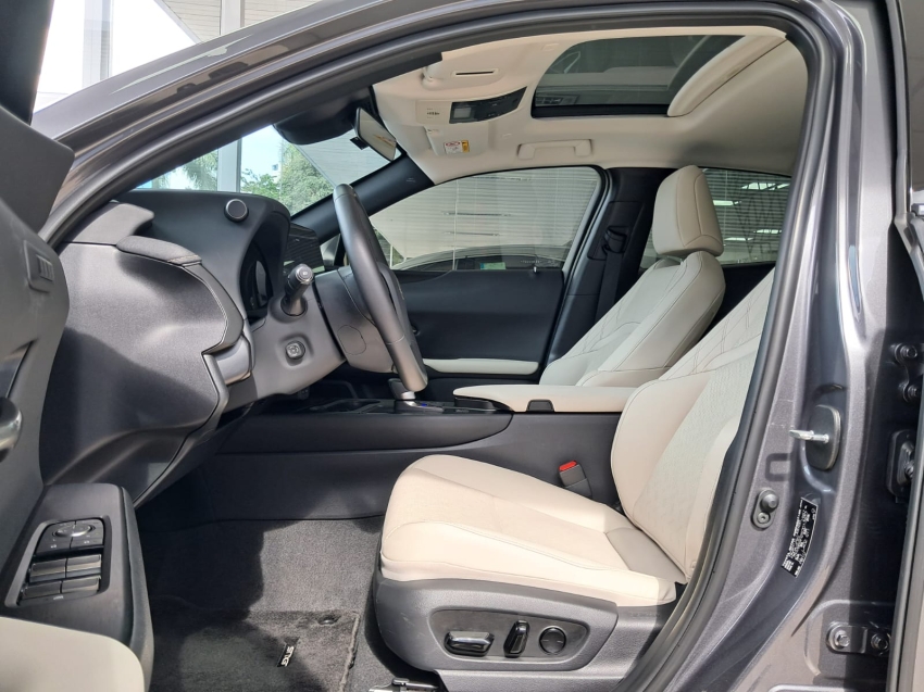 lexus ux 300h 2.0 vvt-i hybrid cvt hibrido 4p automatico 20258