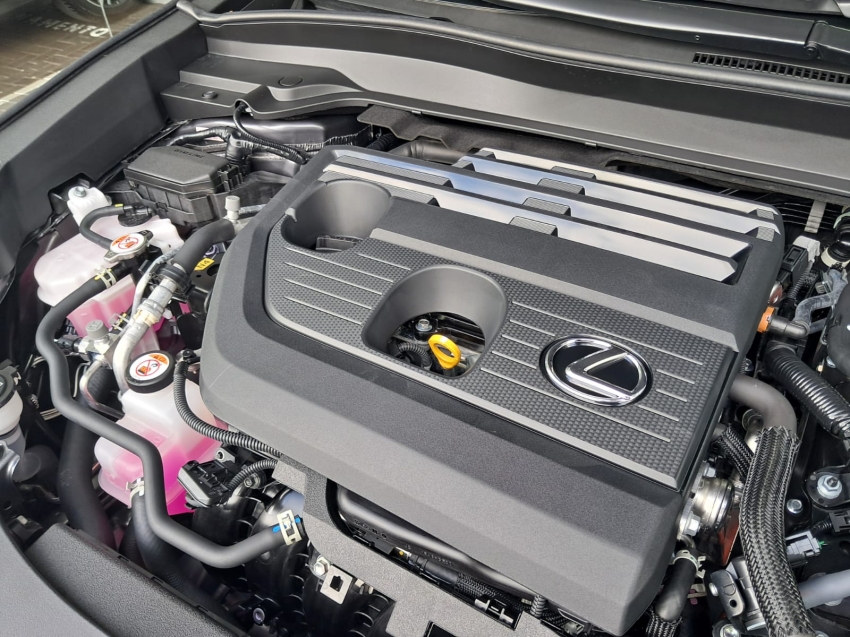 lexus ux 300h 2.0 vvt-i hybrid cvt hibrido 4p automatico 202522