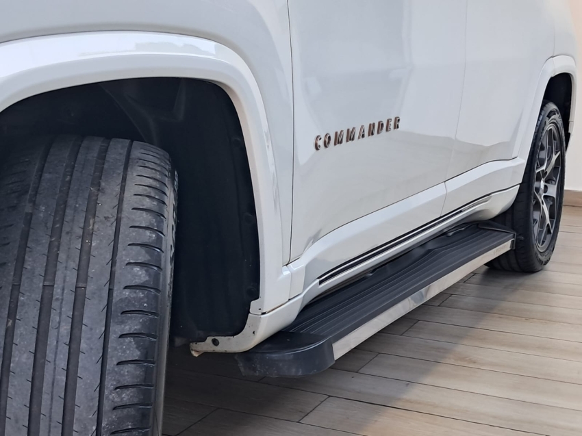 jeep commander 2.0 td380 turbo diesel overland at9 4p automatico 202219