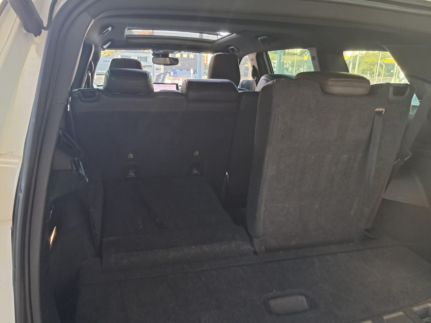 jeep commander 2.0 td380 turbo diesel overland at9 4p automatico 20229