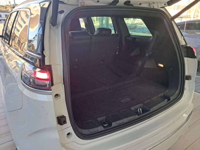jeep commander 2.0 td380 turbo diesel overland at9 4p automatico 202221