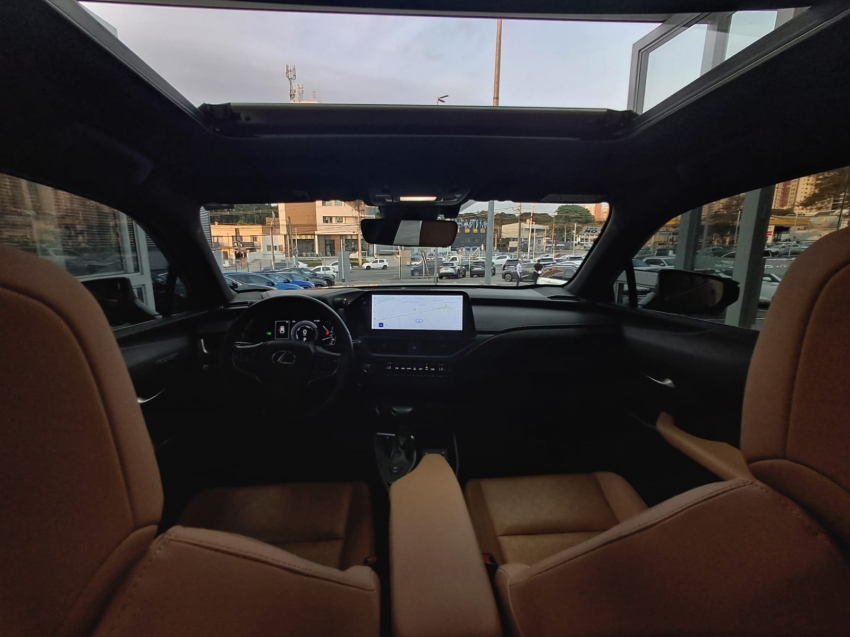 lexus ux 250h 2.0 vvt-i hybrid luxury cvt hibrido 4p automatico 202424