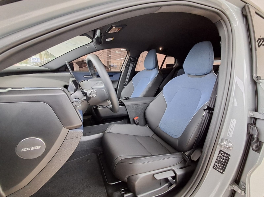 volvo ex30 69 kw eletrico core 2.0 4p automatico 202414