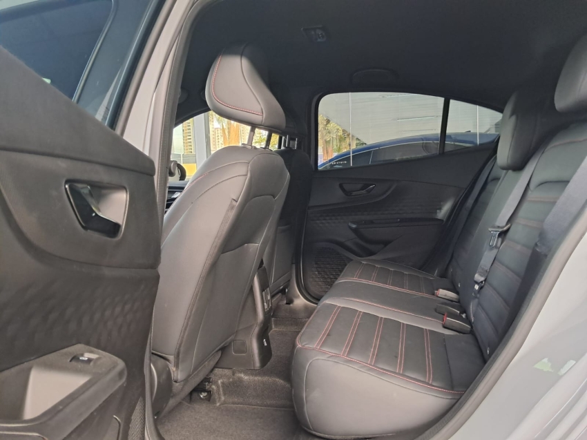 fiat fastback 1.3 turbo 270 flex abarth at6 4p automatico 20248
