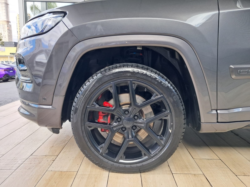 jeep compass 2.0 hurricane 4 turbo gasolina blackhawk at9 1.3 flex 4p automatico 202518