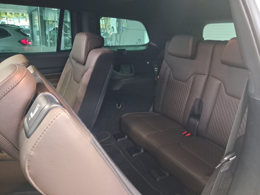 jeep commander 2.0 td380 turbo diesel overland at9 4p automatico 20258