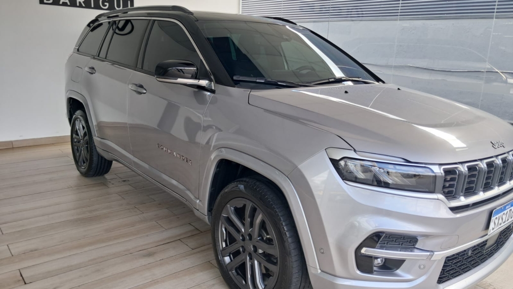 jeep commander 2.0 td380 turbo diesel overland at9 4p automatico 202529