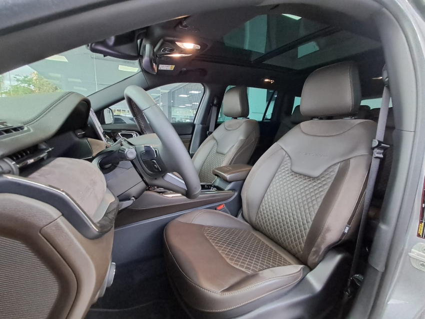 jeep commander 2.0 td380 turbo diesel overland at9 4p automatico 20256
