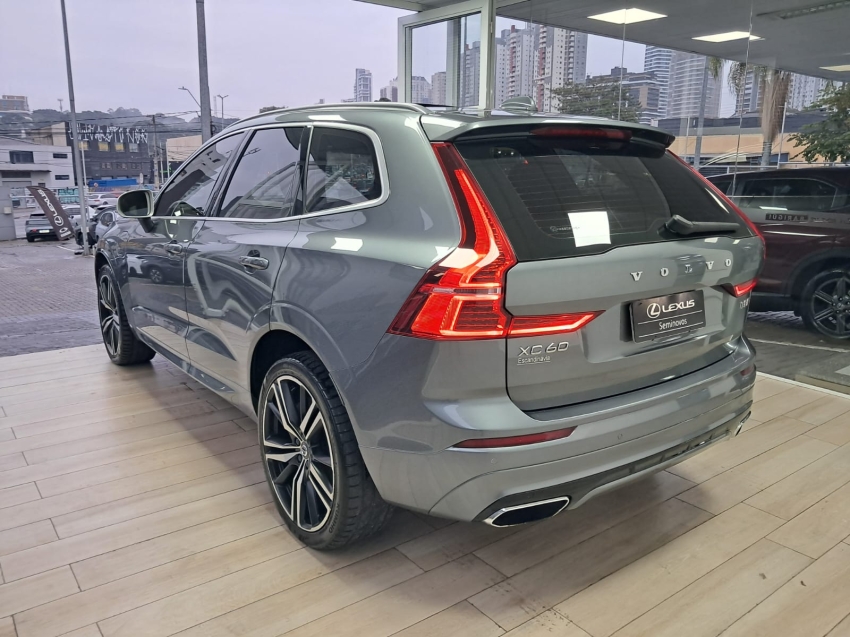 volvo xc60 2.0 t8 hybrid r-design awd geartronic hibrido 4p automatico 20195