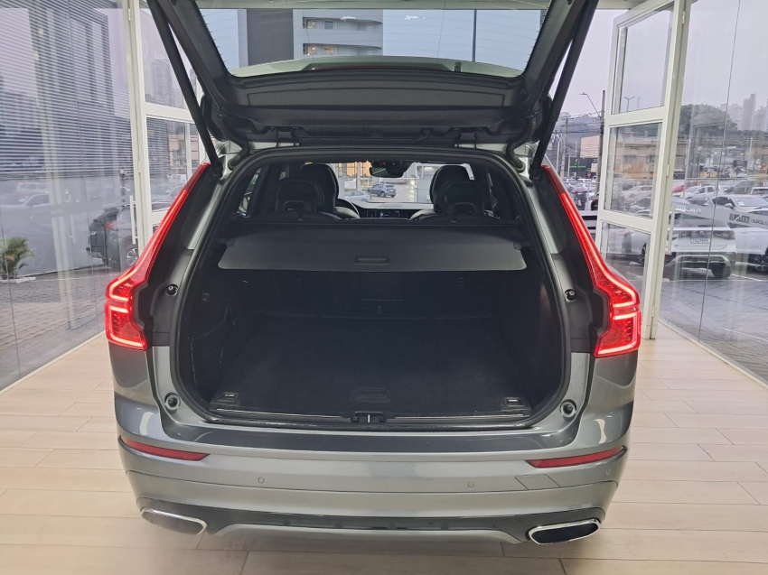volvo xc60 2.0 t8 hybrid r-design awd geartronic hibrido 4p automatico 201917