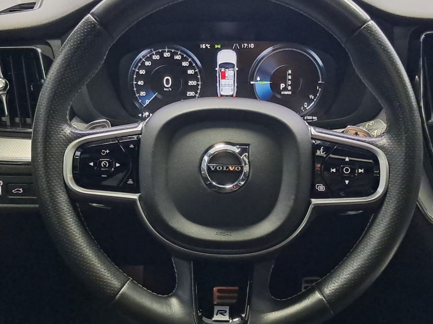 volvo xc60 2.0 t8 hybrid r-design awd geartronic hibrido 4p automatico 201916