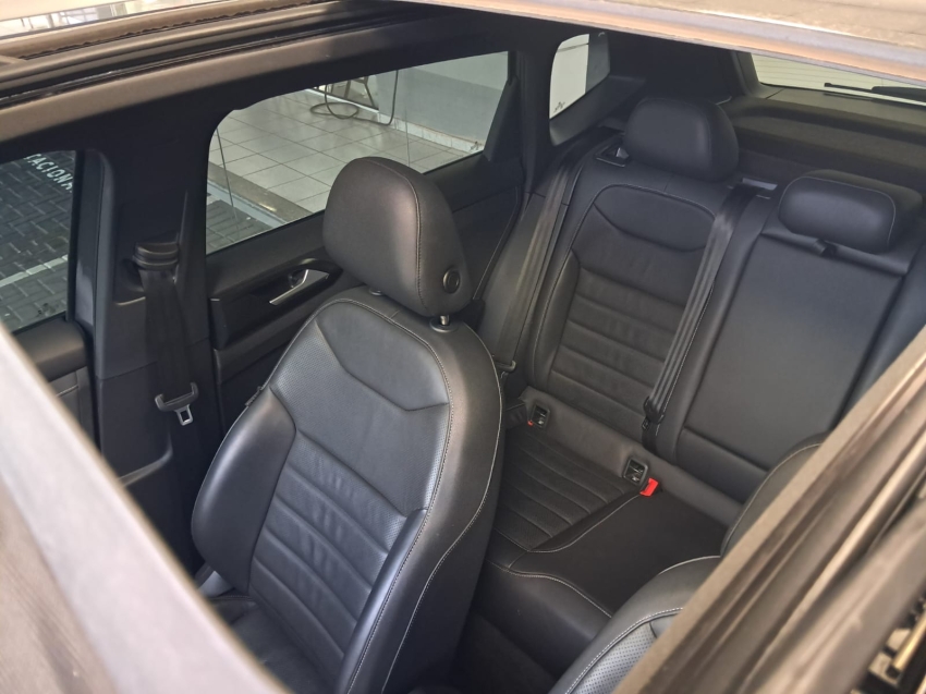 volkswagen taos 1.4 250 tsi total flex highline automatico 4p 202321