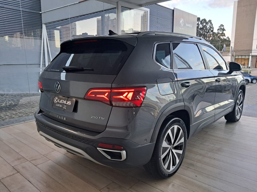 volkswagen taos 1.4 250 tsi total flex highline automatico 4p 202327