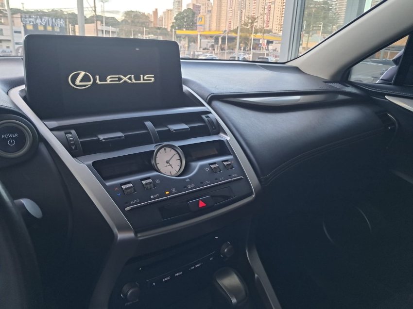 lexus nx 300h 2.5 16v vvt-i hybrid dynamic cvt awd hibrido 4p automatico 201915