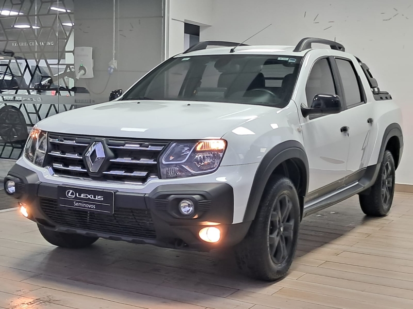 renault oroch 1.3 tce flex outsider x-tronic 4p automatico 20252