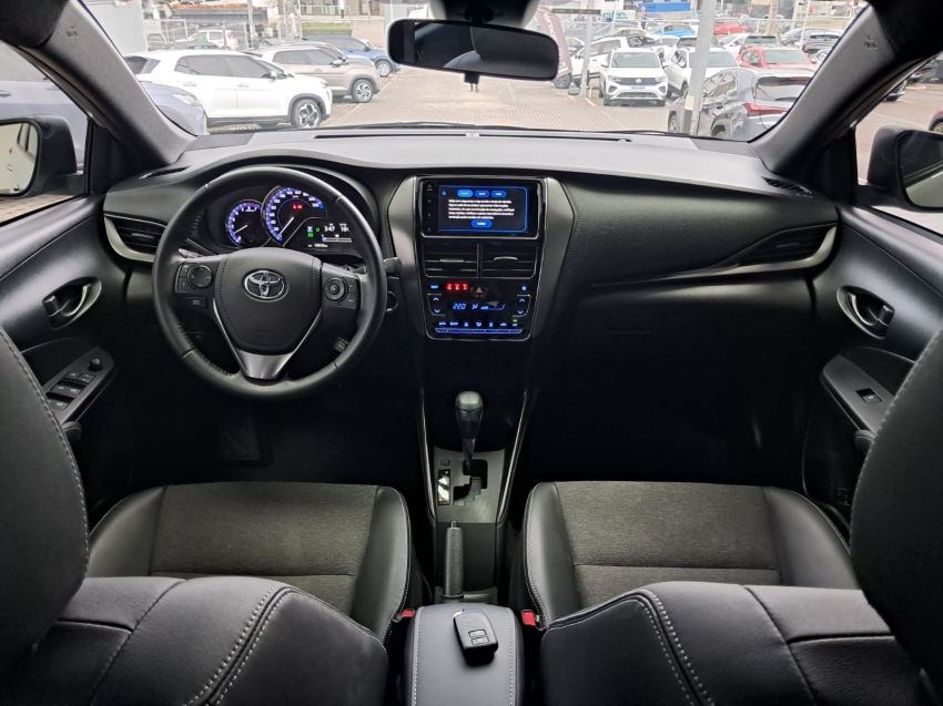 toyota yaris 1.5 16v flex xs connect multidrive 1.3 4p automatico 202310