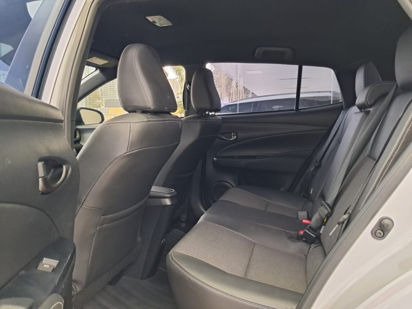 toyota yaris 1.5 16v flex xs connect multidrive 1.3 4p automatico 20237