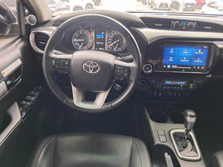 Toyota Hilux 2.8 D-4D Turbo Diesel Cd Srx Plus 4X4 Automatico 4P 2024 11