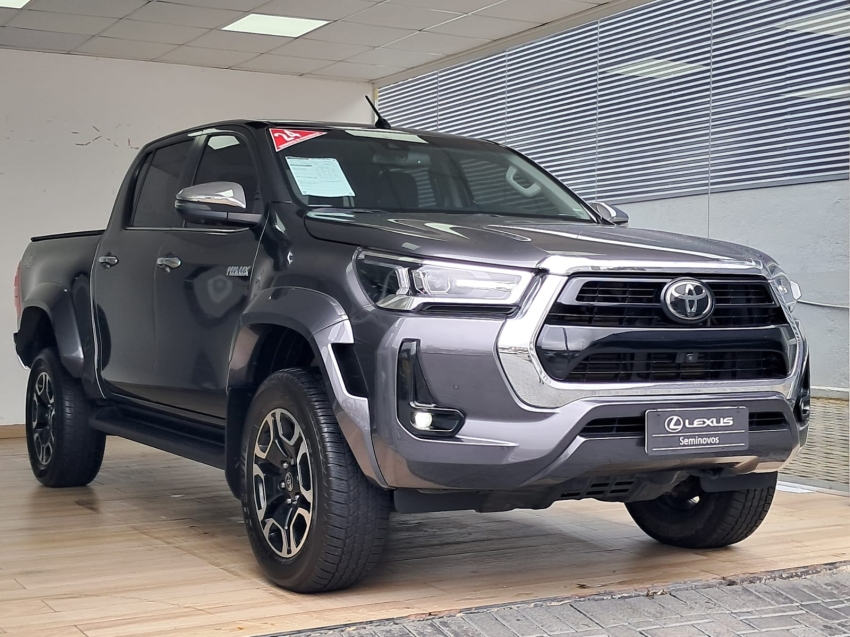 Toyota Hilux 2.8 D-4D Turbo Diesel Cd Srx Plus 4X4 Automatico 4P 2024 24