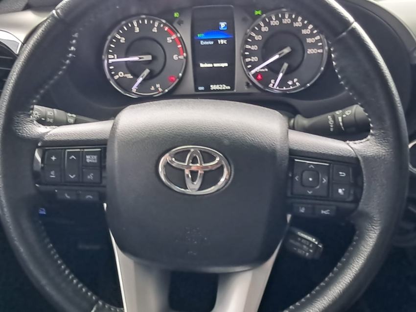 Toyota Hilux 2.8 D-4D Turbo Diesel Cd Srx Plus 4X4 Automatico 4P 2024 12