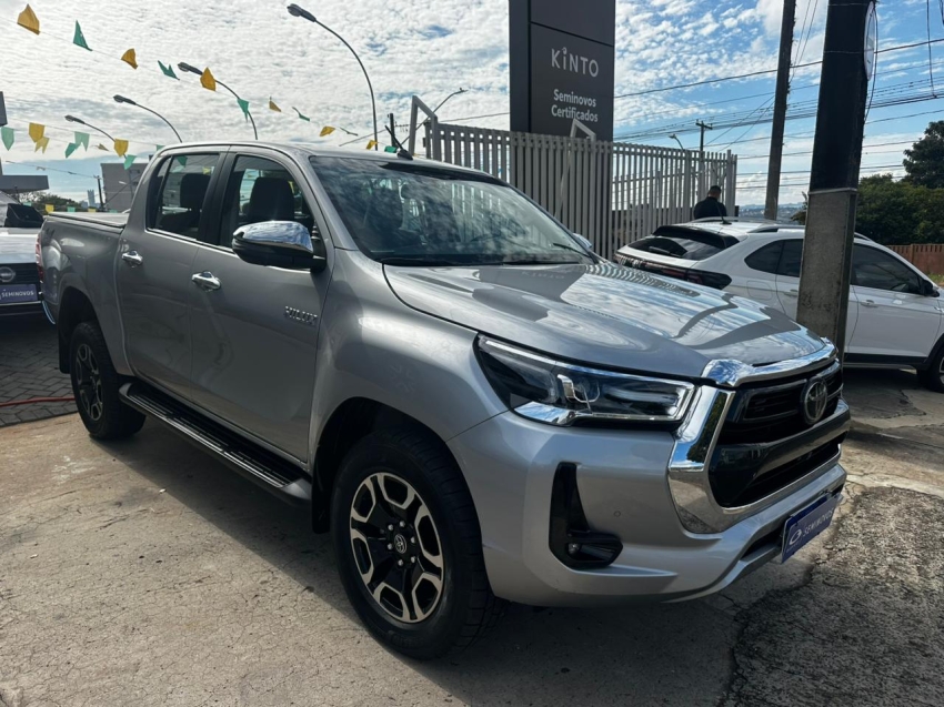 toyota hilux 2.8 d-4d turbo diesel cd srx 4x4 automatico 4p 20220