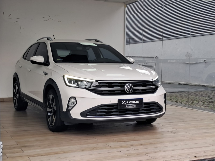 volkswagen nivus 1.0 200 tsi total flex highline automatico 4p 202123