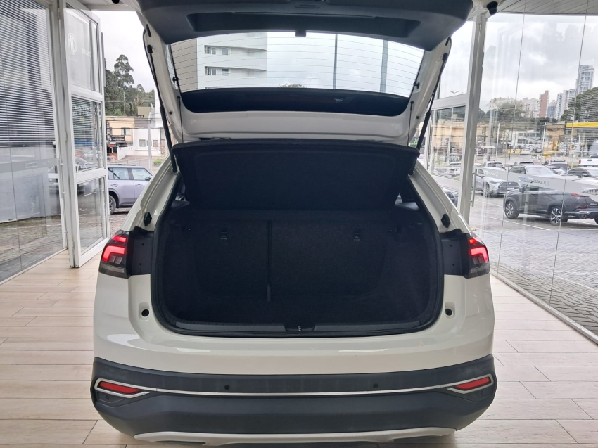 volkswagen nivus 1.0 200 tsi total flex highline automatico 4p 202117