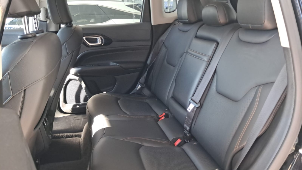 jeep compass 1.3 t270 turbo flex limited at6 4p automatico 202315