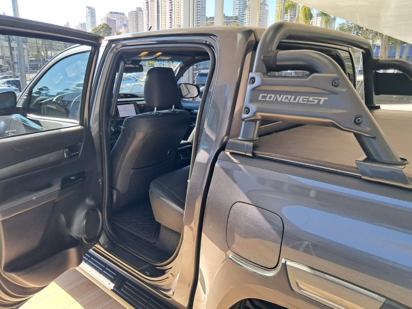 toyota hilux 2.8 d-4d turbo diesel cd conquest 4x4 automatico 4p 202318