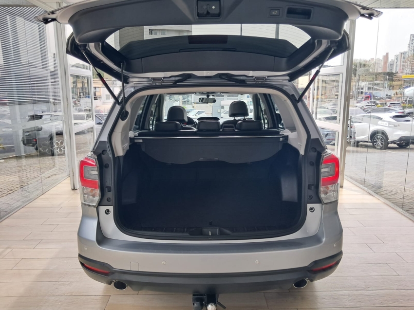 subaru forester 2.0 xt 4x4 16v turbo gasolina 4p automatico 201720
