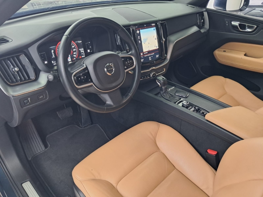 volvo xc60 2.0 t5 gasolina momentum awd geartronic 4p automatico 201816