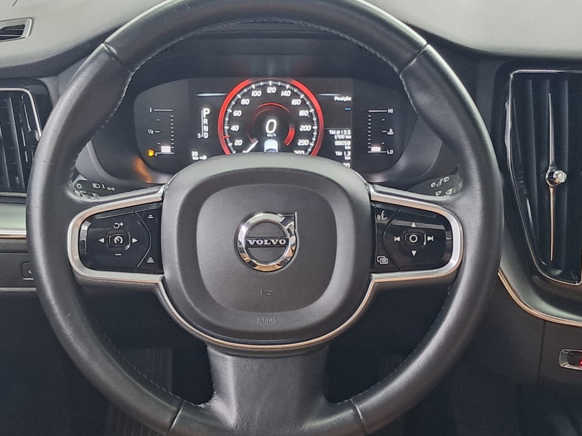 volvo xc60 2.0 t5 gasolina momentum awd geartronic 4p automatico 201810