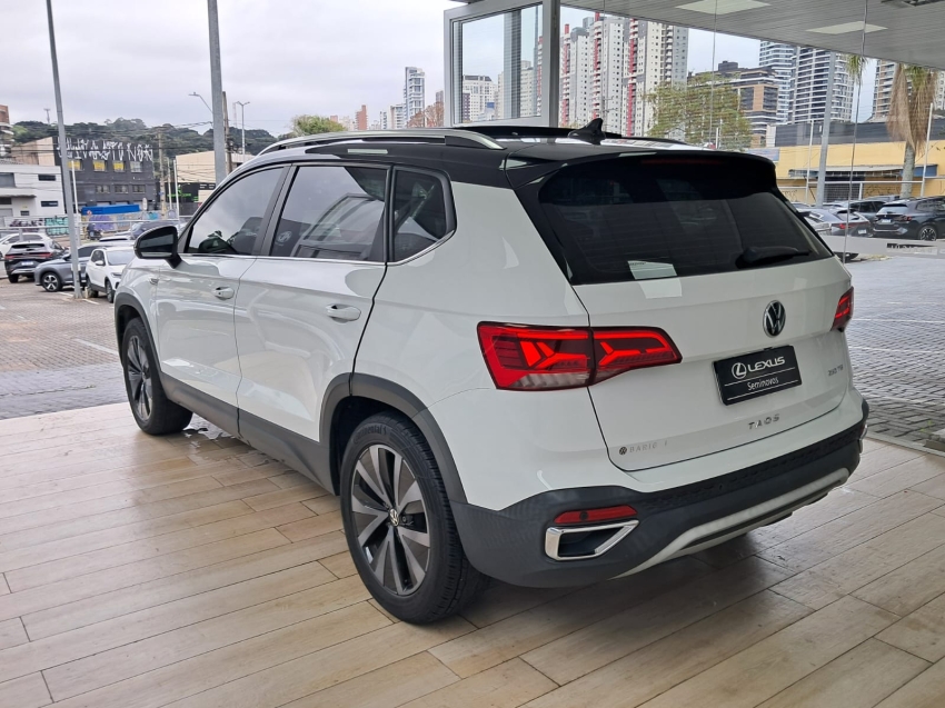 volkswagen taos 1.4 250 tsi total flex highline automatico 4p 20223