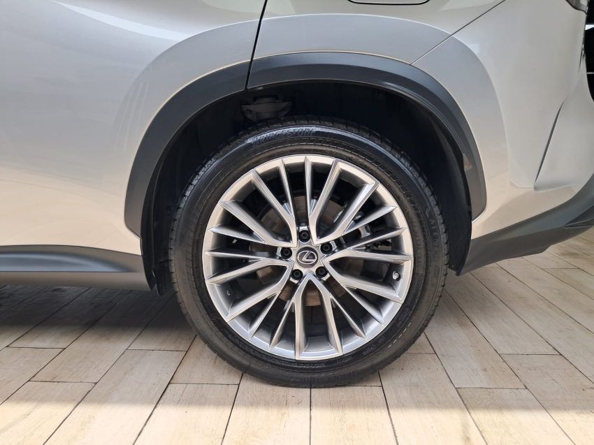 lexus nx 350h 2.5 16v vvt-i hybrid luxury cvt awd hibrido 4p automatico 202211