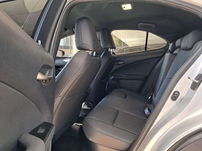 lexus ux 250h 2.0 vvt-i hybrid dynamic cvt hibrido 4p automatico 20198