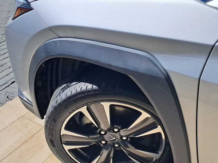 lexus ux 250h 2.0 vvt-i hybrid dynamic cvt hibrido 4p automatico 201921