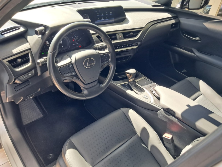 lexus ux 250h 2.0 vvt-i hybrid dynamic cvt hibrido 4p automatico 201914