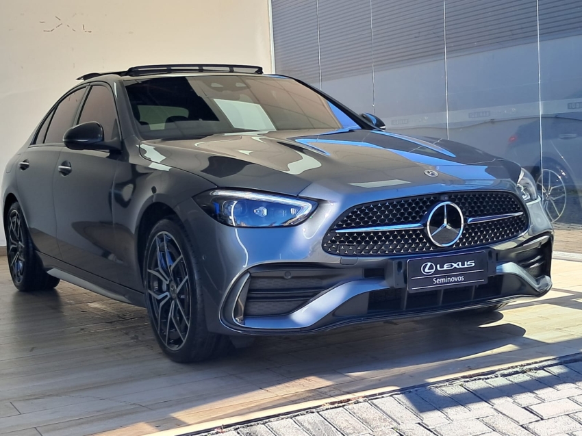 mercedes-benz c 300 2.0 eq boost hibrido amg line 9g-tronic 4p automatico 202429