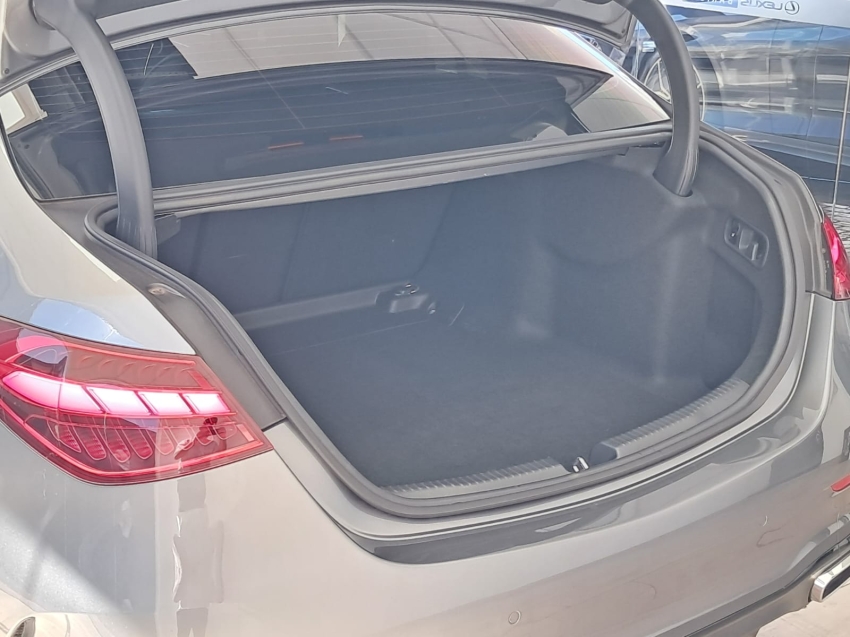 mercedes-benz c 300 2.0 eq boost hibrido amg line 9g-tronic 4p automatico 202426