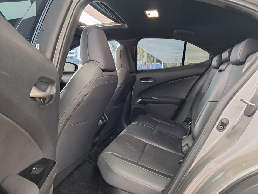 lexus ux 250h 2.0 vvt-i hybrid luxury cvt hibrido 4p automatico 20217
