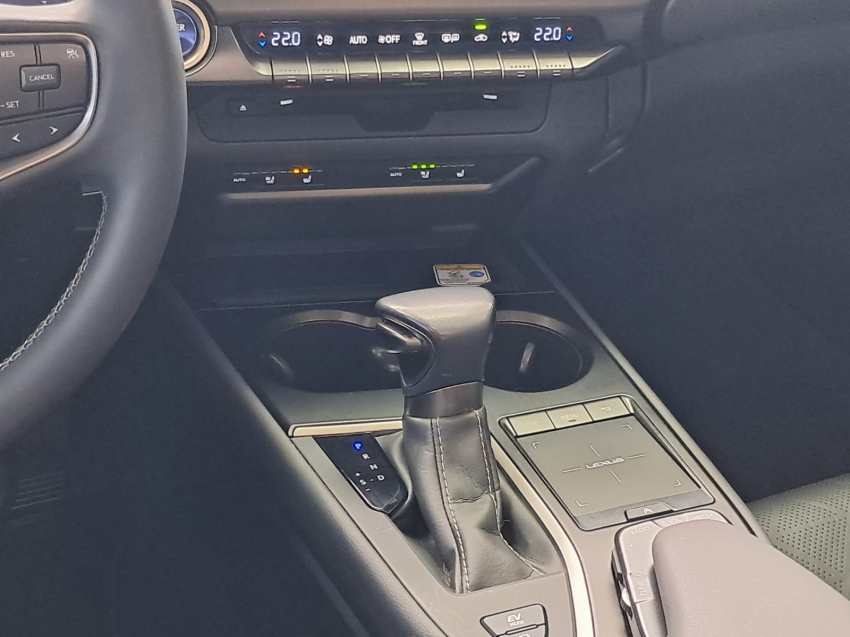 lexus ux 250h 2.0 vvt-i hybrid luxury cvt hibrido 4p automatico 202121