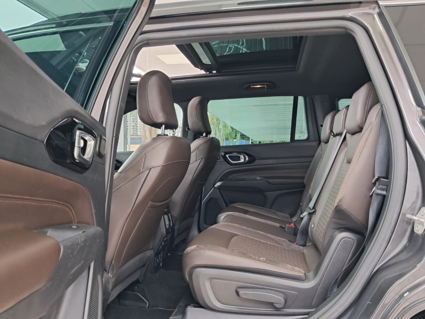 jeep commander 1.3 t270 turbo flex overland at6 4p semiautomatico 20228